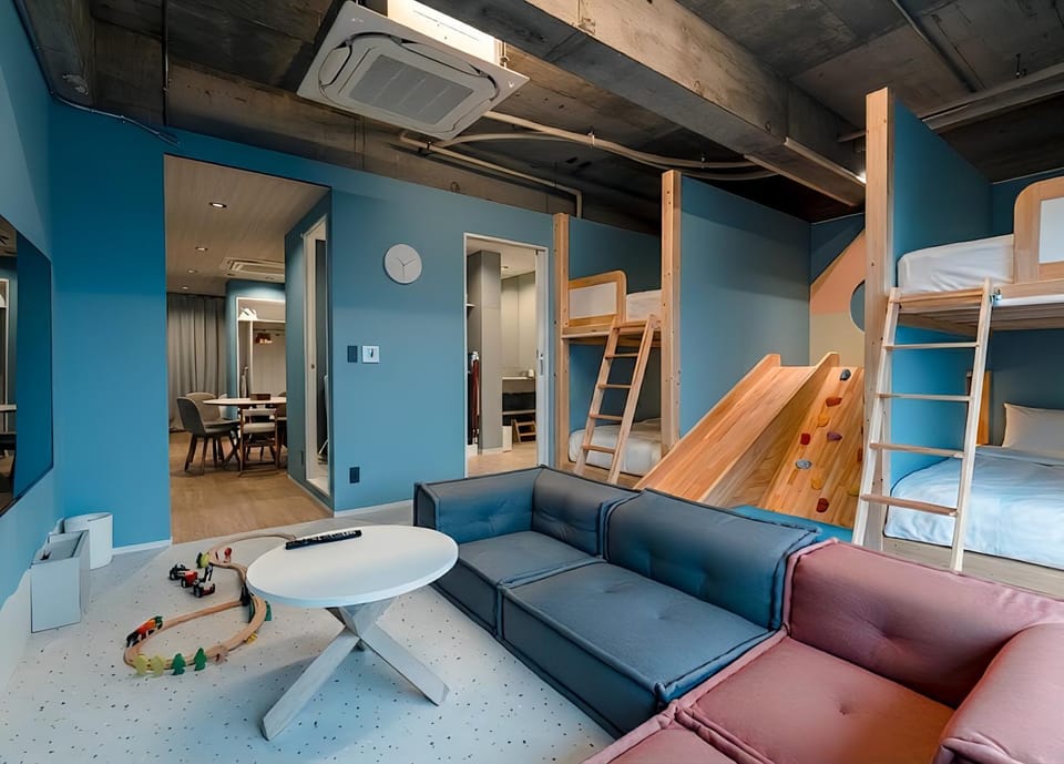 Bed, Bedroom, bunk bed