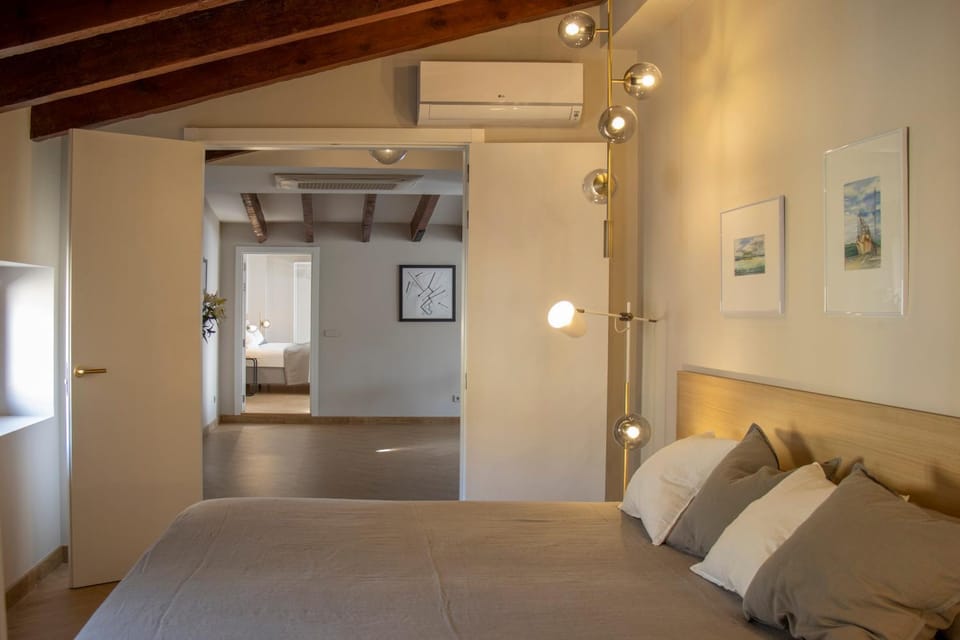 VLC Host - Santa Cruz Apartments Apartment in Valencia