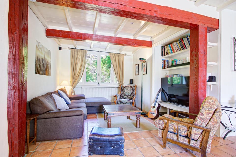 Communal lounge/ TV room, Living room