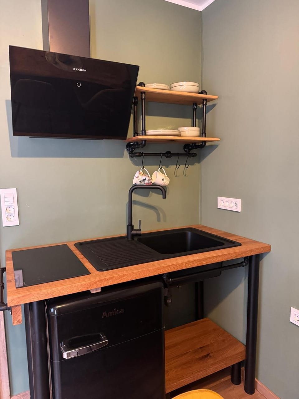 Kitchen or kitchenette, stove