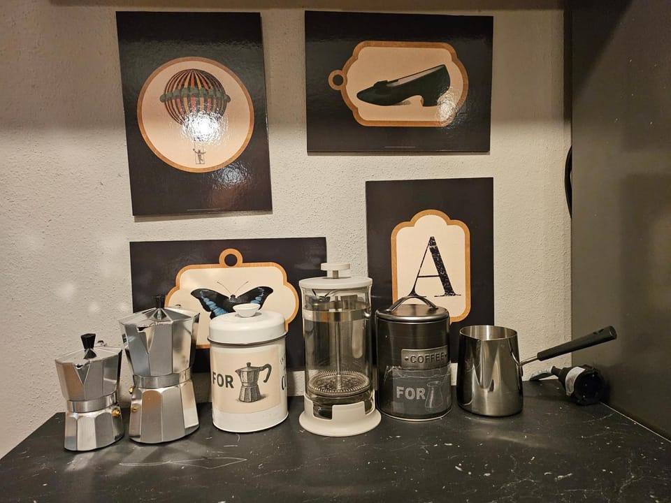 Coffee/tea facilities