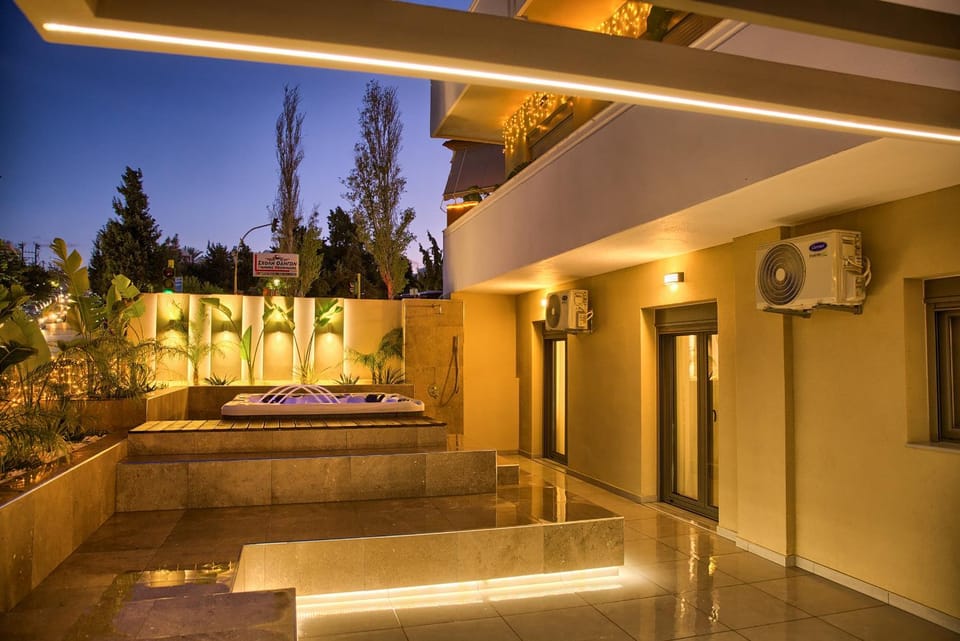 Patio, Bed, Natural landscape, Hot Tub, sunbed