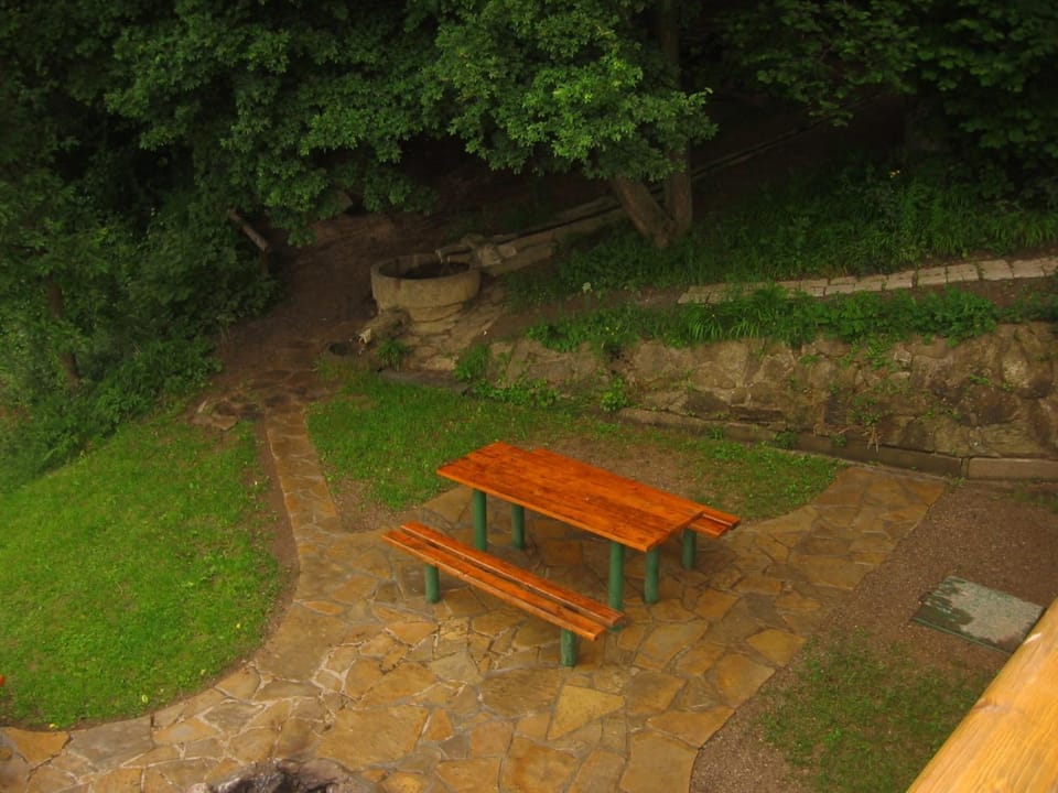 Off site, Seating area