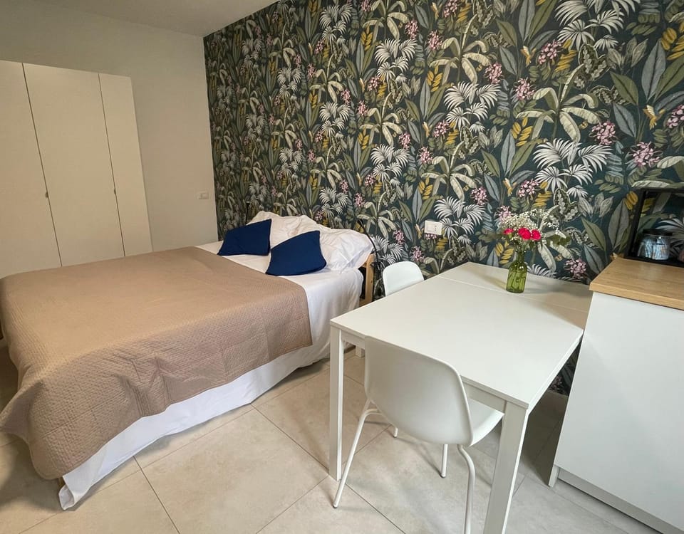 The Green Nest - pool & garden 5 minutes from Garda Apartment in Garda