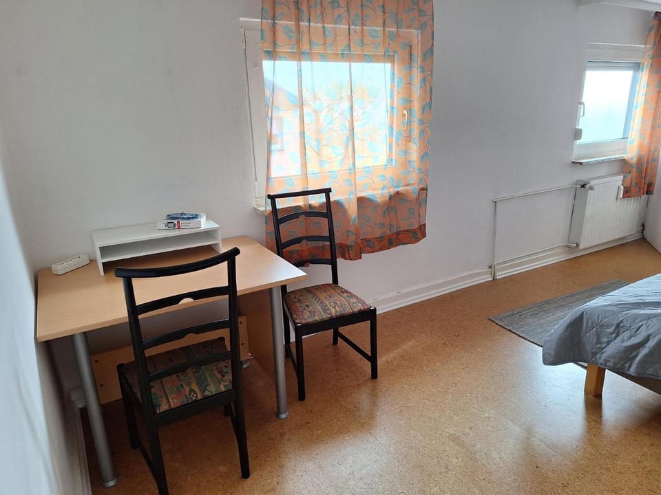 Seating area, Bedroom