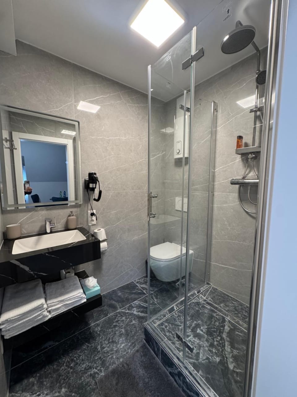 Apartment am Rhein Apartment hotel in Bonn