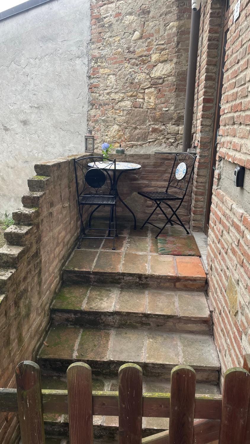 Ampio appartamento centro storico Apartment in Emilia-Romagna