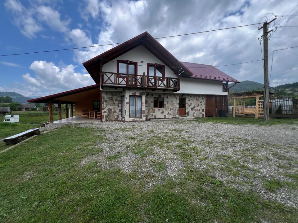 Oniks Apartment in Ukraine