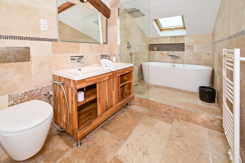 Bathroom, Bath