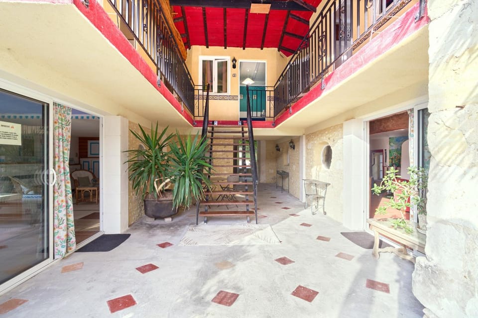 Property building, Living room