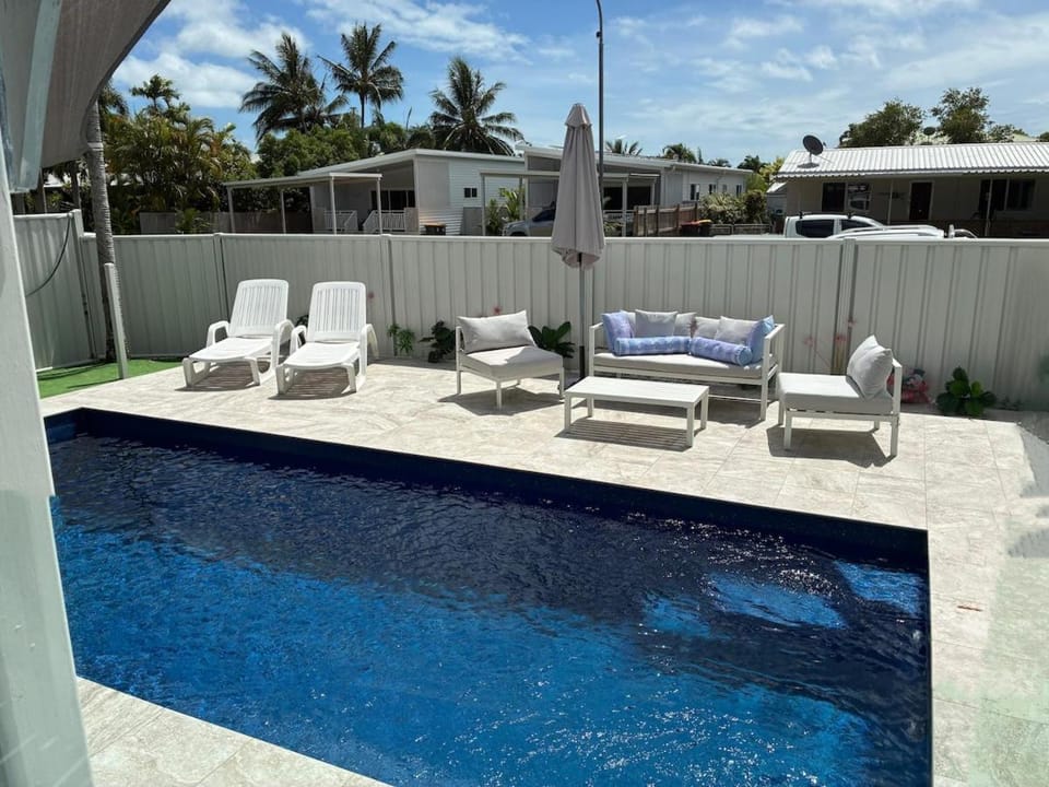 Flip flops Apartment in Florence Bay
