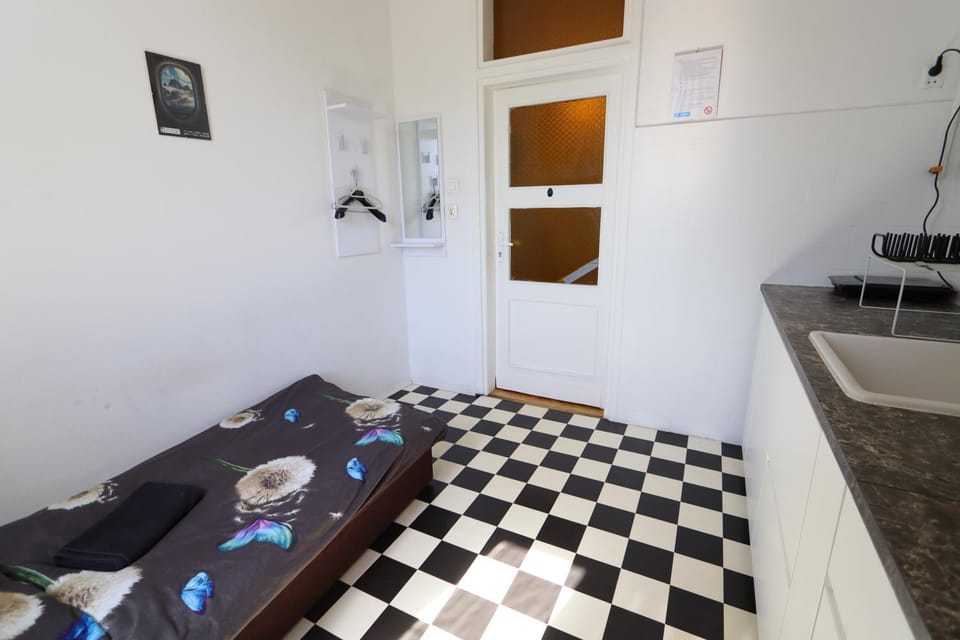 Fantastic-Inn Warszawa - Ordynacka Apartment in Warsaw