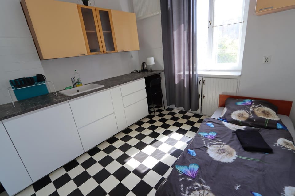Fantastic-Inn Warszawa - Ordynacka Apartment in Warsaw
