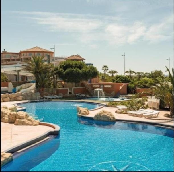 Mobil Home Mar Estang Campground/ 
RV Resort in Canet-en-Roussillon
