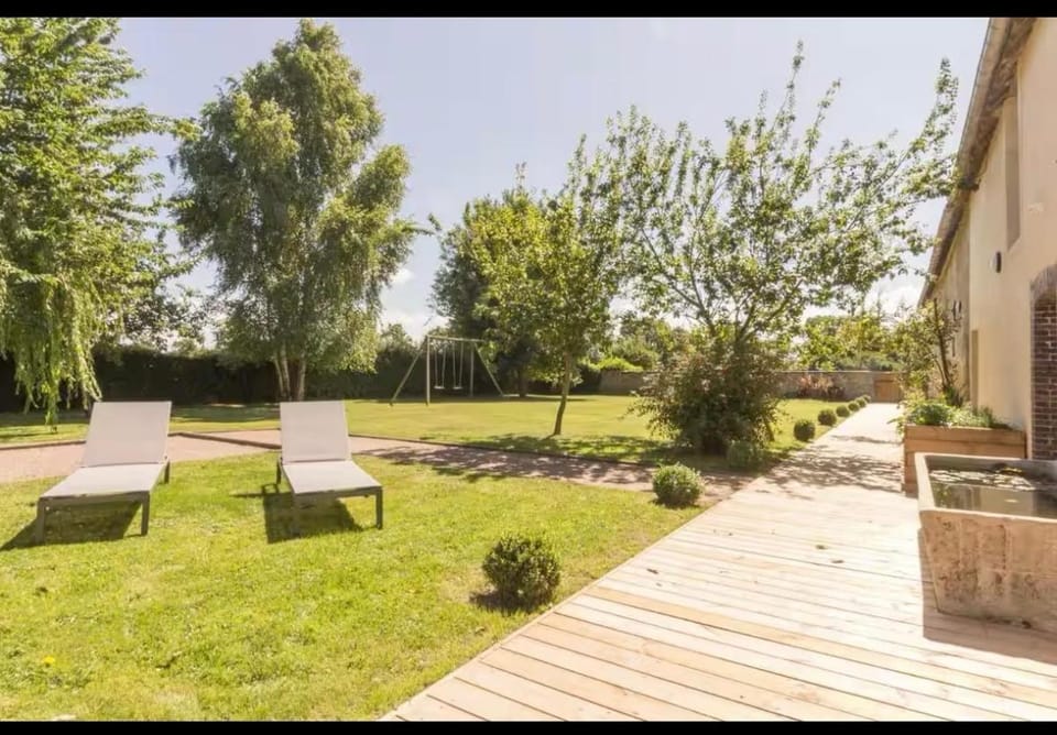 Garden, Garden view