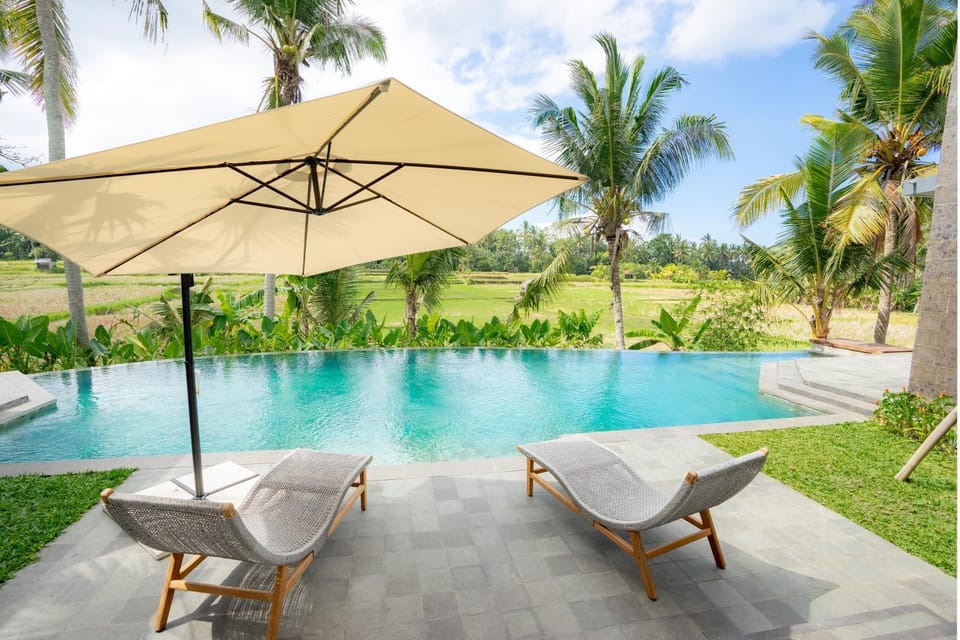 Luxurious 4BR with Rice Fields View Villa Kirana Villa in Blahbatuh