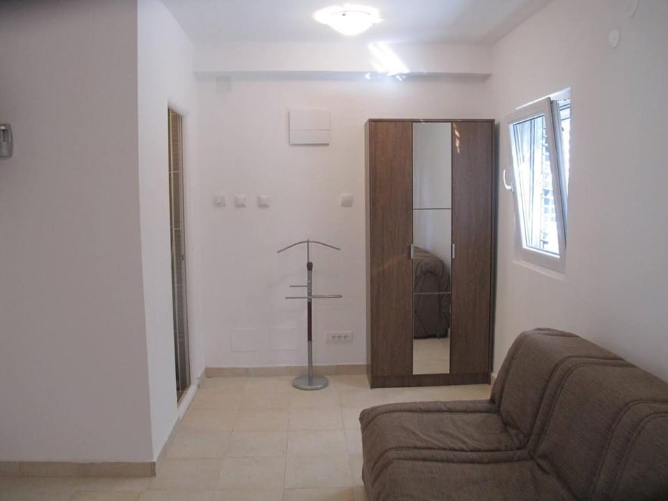 Apartment in Krasici 37 m2 170 meters from the sea Apartment in Kotor Municipality