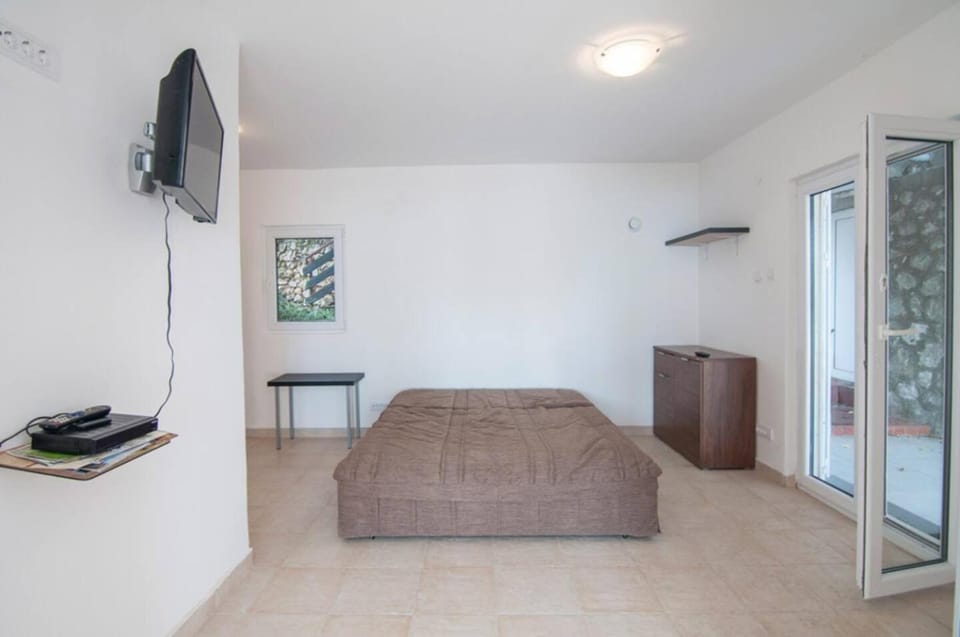 Apartment in Krasici 37 m2 170 meters from the sea Apartment in Kotor Municipality