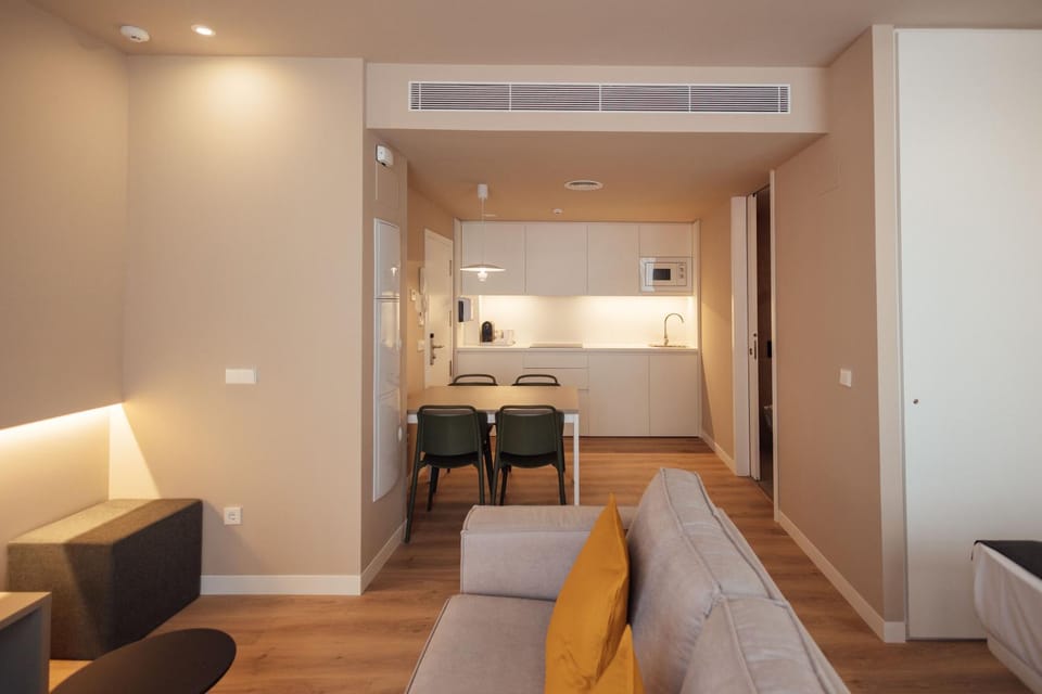 Kitchen or kitchenette, Living room