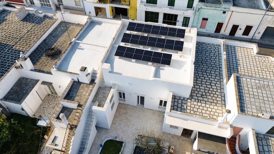 Property building, Bird's eye view, View (from property/room), City view, Garden view