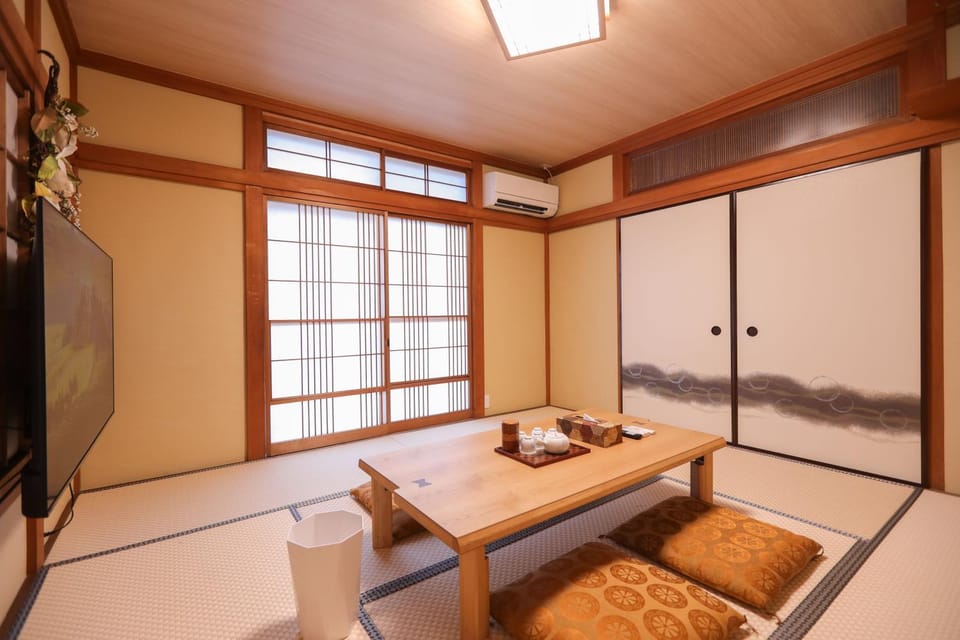 1日1組限定まるまる貸切ゆったり楽しもう駐車場3台無料Limited to one group per dayEnjoy the entire space with your family Parking for 3 cars Apartment in Nagano Prefecture