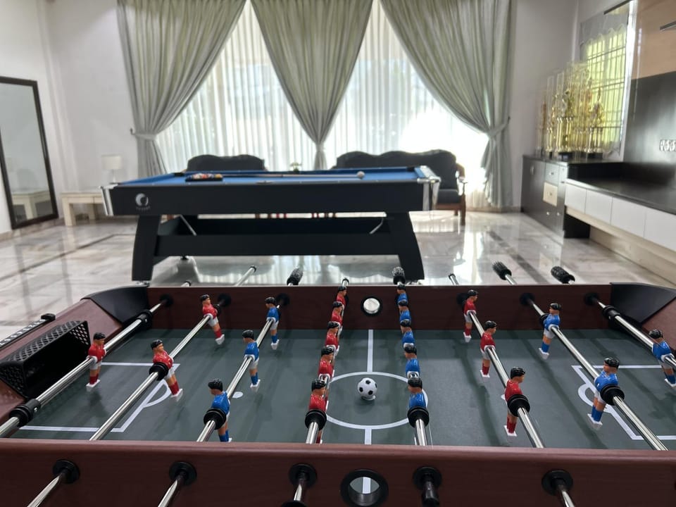 Billiard