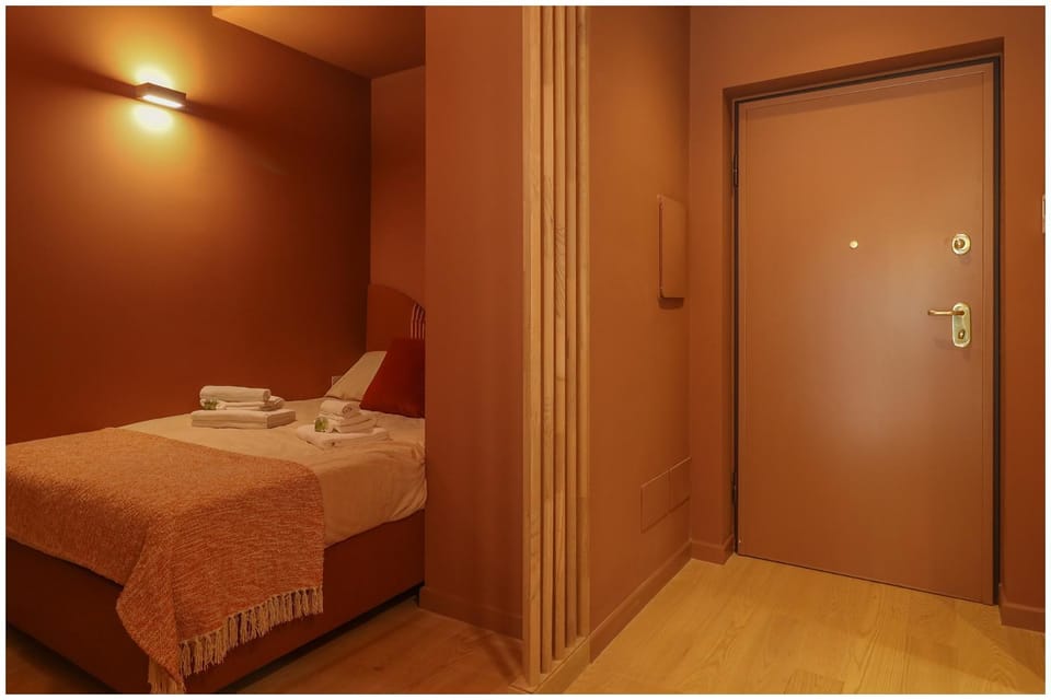 Bed, Photo of the whole room, Bedroom, towels, wardrobe
