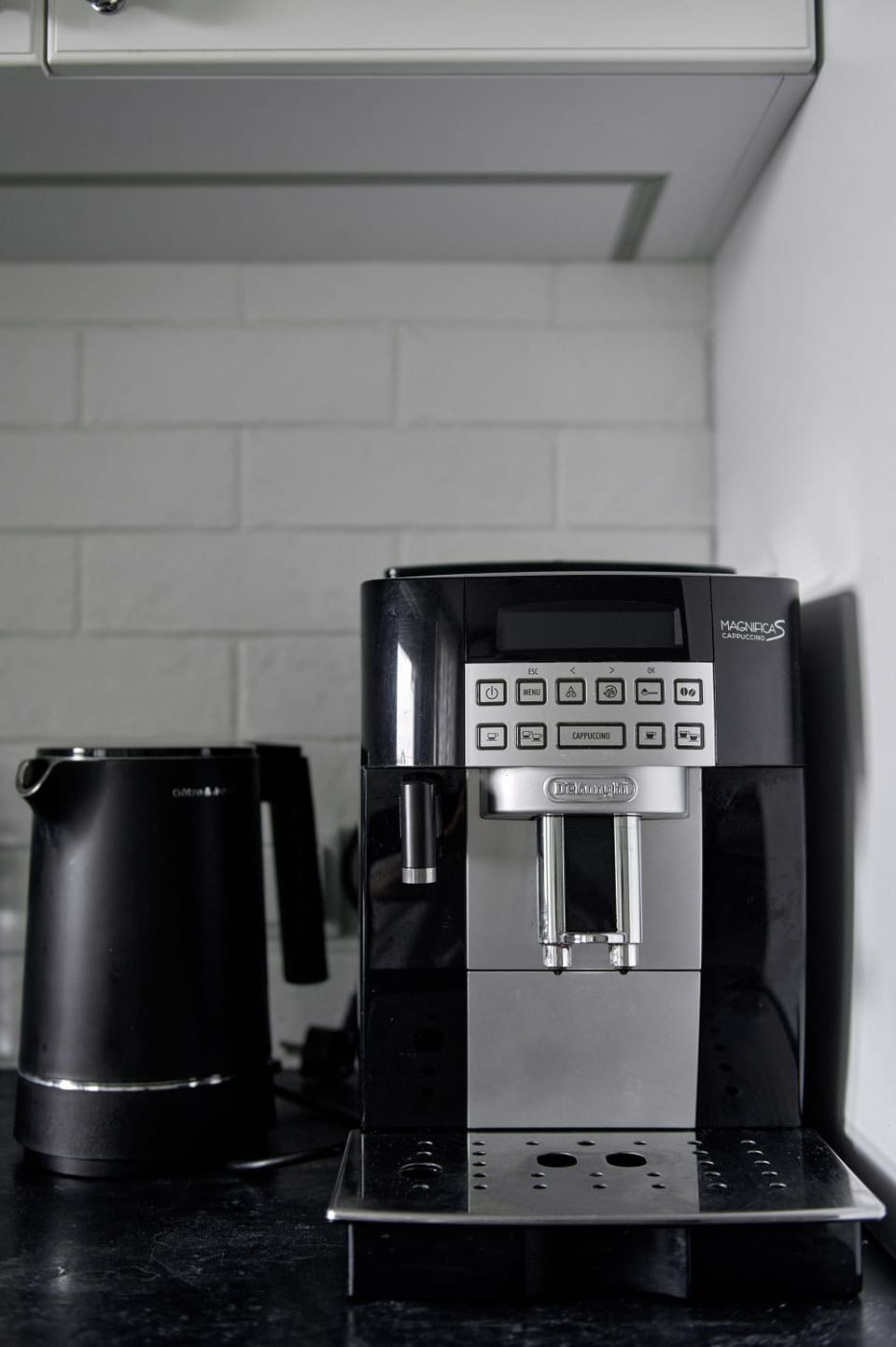 Coffee/tea facilities, Kitchen or kitchenette