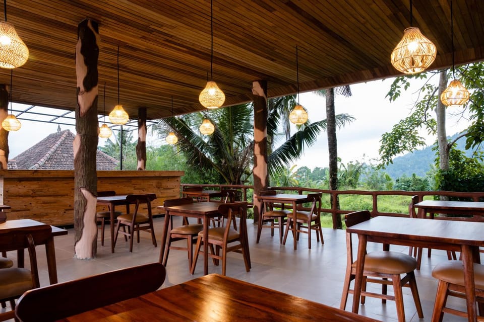 Restaurant/places to eat, Spring, Day, Natural landscape, Garden, Garden view, Mountain view, Breakfast