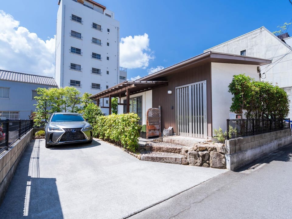 Property building, Parking