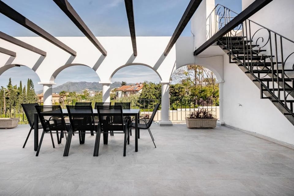 Balcony/Terrace, Dining area