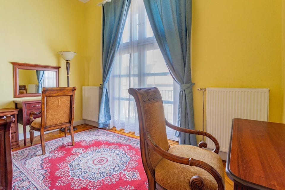 Balcony/Terrace, Bedroom