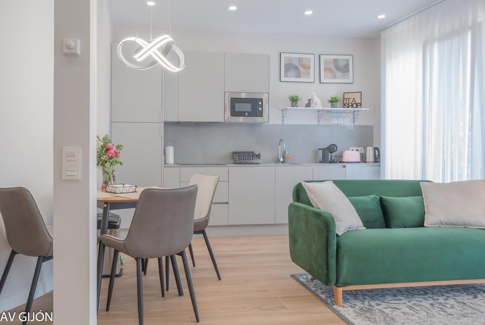 Kitchen or kitchenette, Living room, Dining area