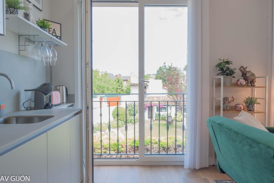Balcony/Terrace, Kitchen or kitchenette