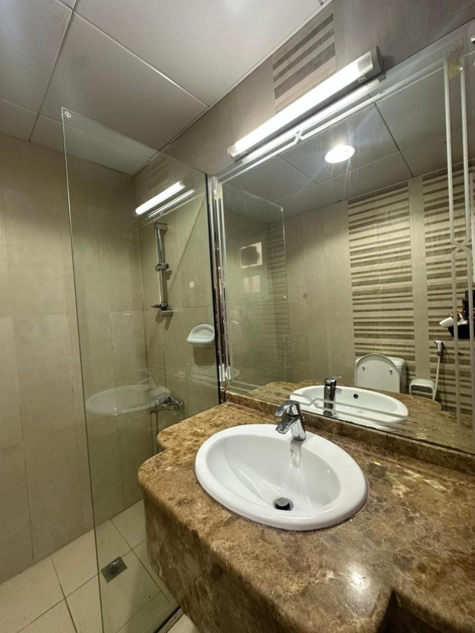 Abu Dhabi City Private Room Late Check out 2pm Hotel in Abu Dhabi