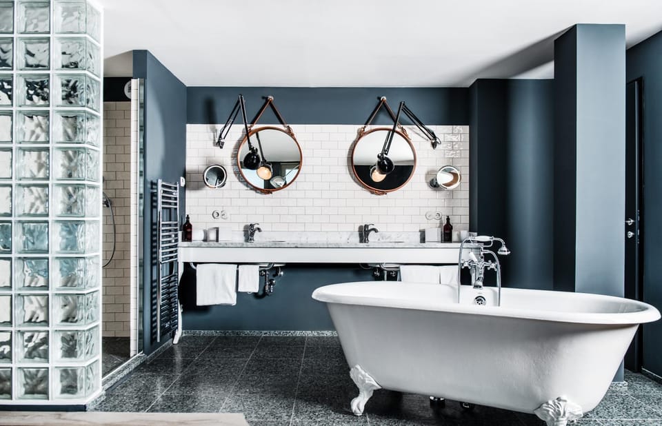 Bathroom, Bath