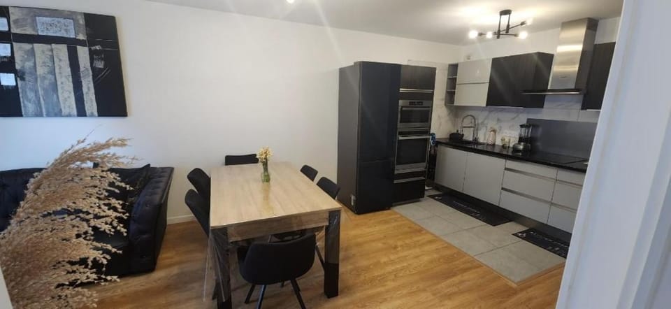 Apparemment 3 chambres neuf à 10 minutes de Paris Apartment in Île-de-France