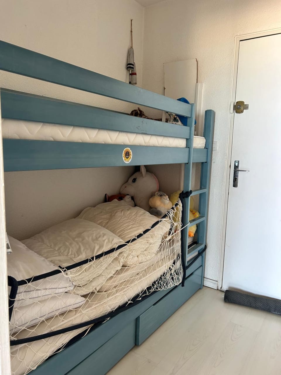 bunk bed