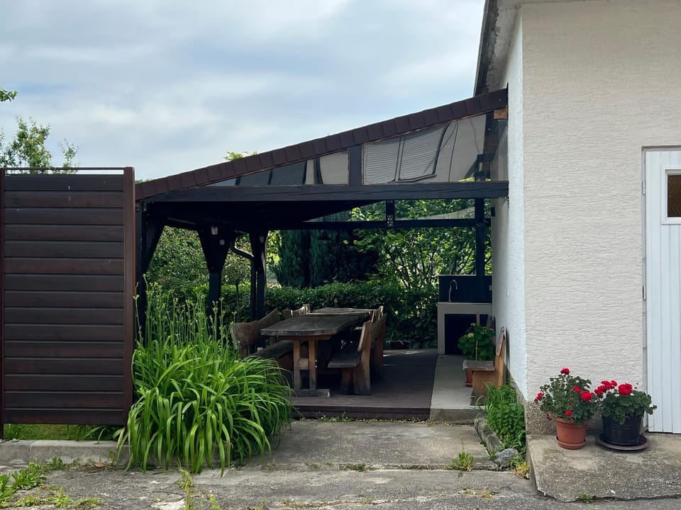 Balcony/Terrace, Garden view