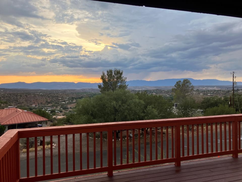 Natural landscape, View (from property/room), Balcony/Terrace, Mountain view, Sunset