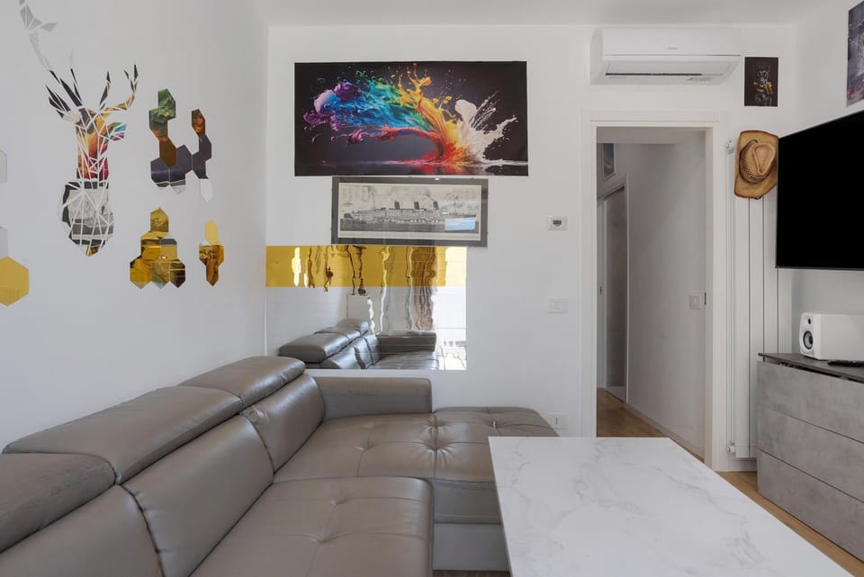 Property building, Living room