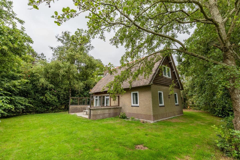 Rixt van Donia House in Friesland, Netherlands