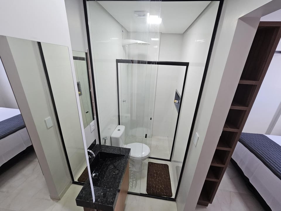 Shower, Bathroom, towels