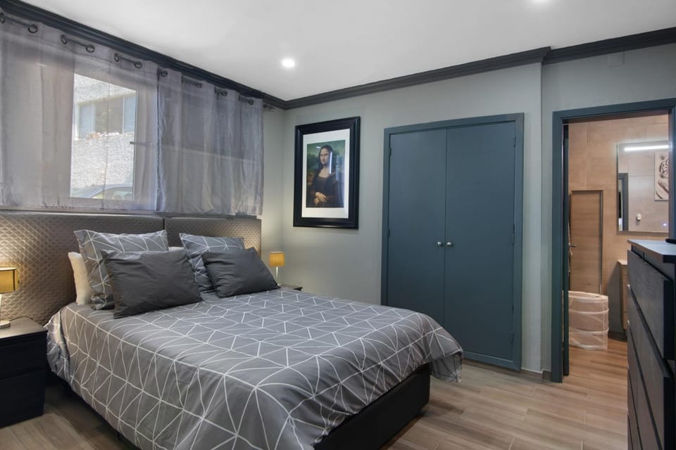 Living room, Bedroom