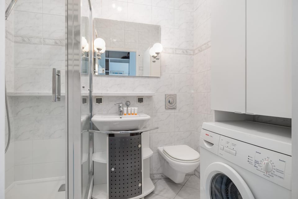 Shower, Bathroom, washing machine