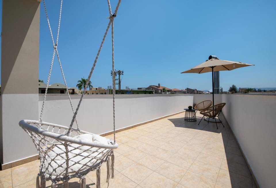 Patio, Balcony/Terrace, sunbed