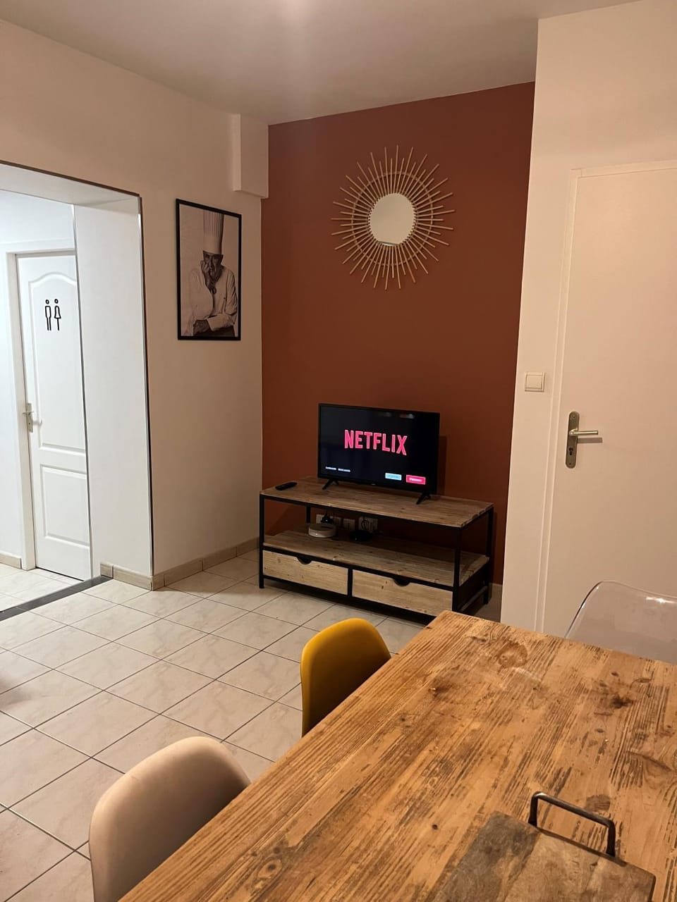 Communal lounge/ TV room