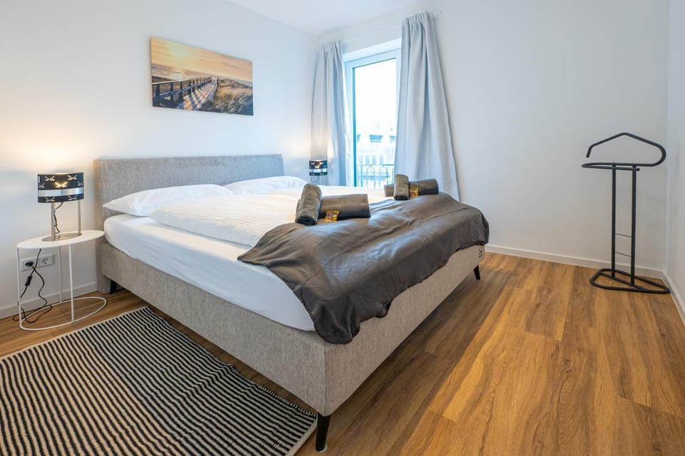 Bed, Bedroom, City view, heating, internet, internet, soundproof, towels