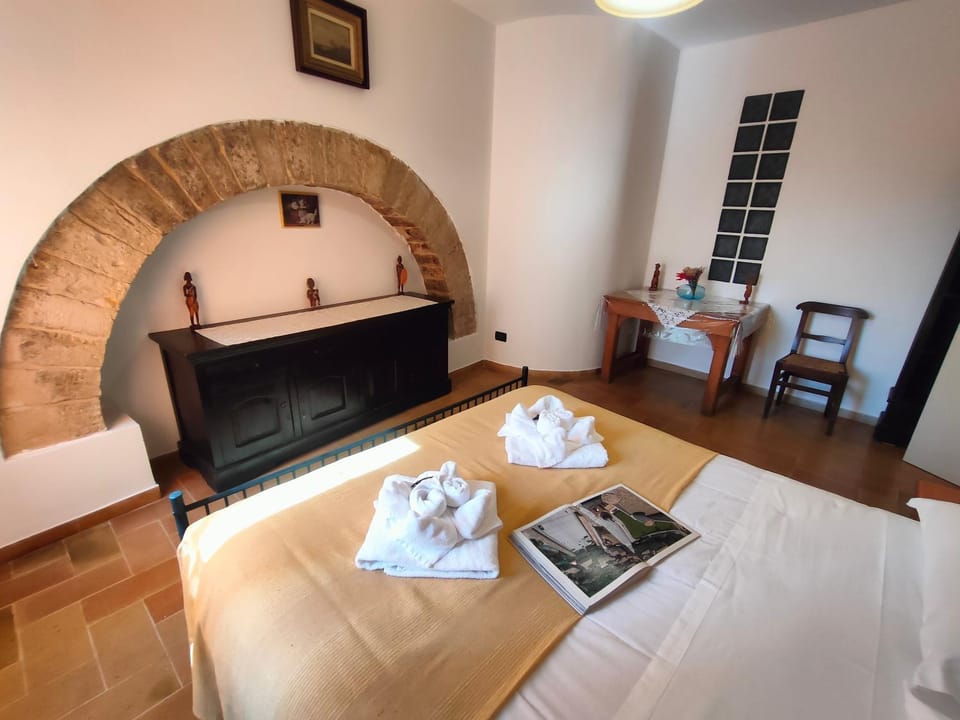 Bed, Photo of the whole room, Bedroom, towels, wardrobe