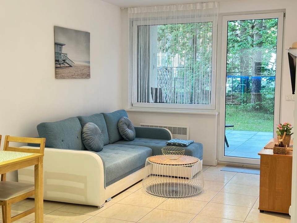 Apartament SZUM LASU Blue Mare Łukęcin z basenem EPapartamenty Apartment in West Pomeranian Voivodeship, Poland